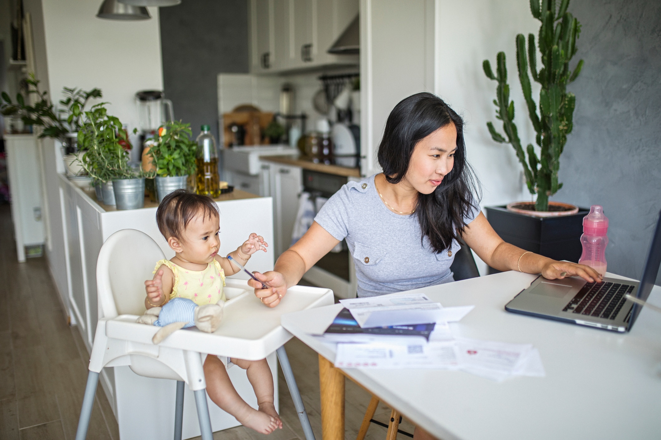 Preparing for Caregivers Day: Honoring your employees on Feb 21