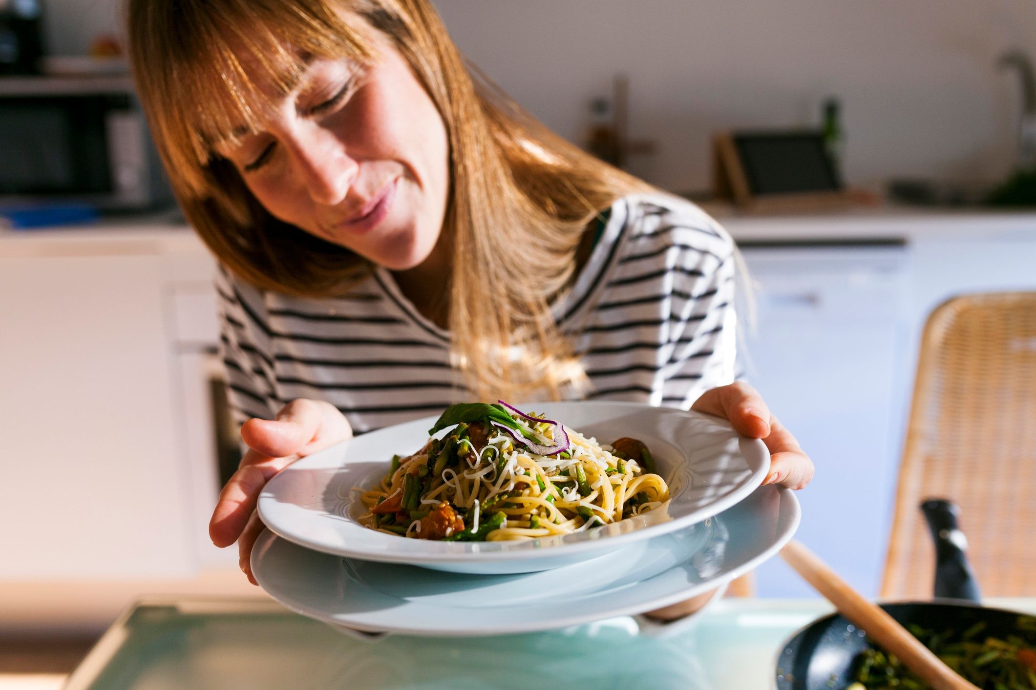 Meet a woman you want to devote all of your cooking to