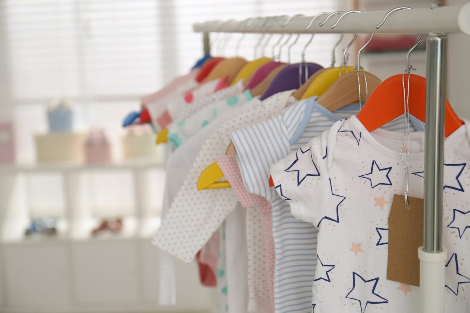 Beautiful Clothes Hangers for Babies (that You can Make) - Petit