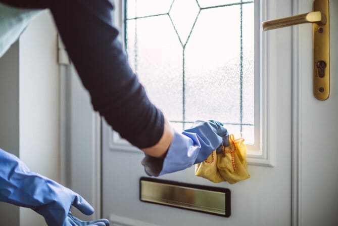 8 benefits of hiring a house cleaner 