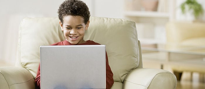 5 Dangers of Social Media to Discuss With Your Kids