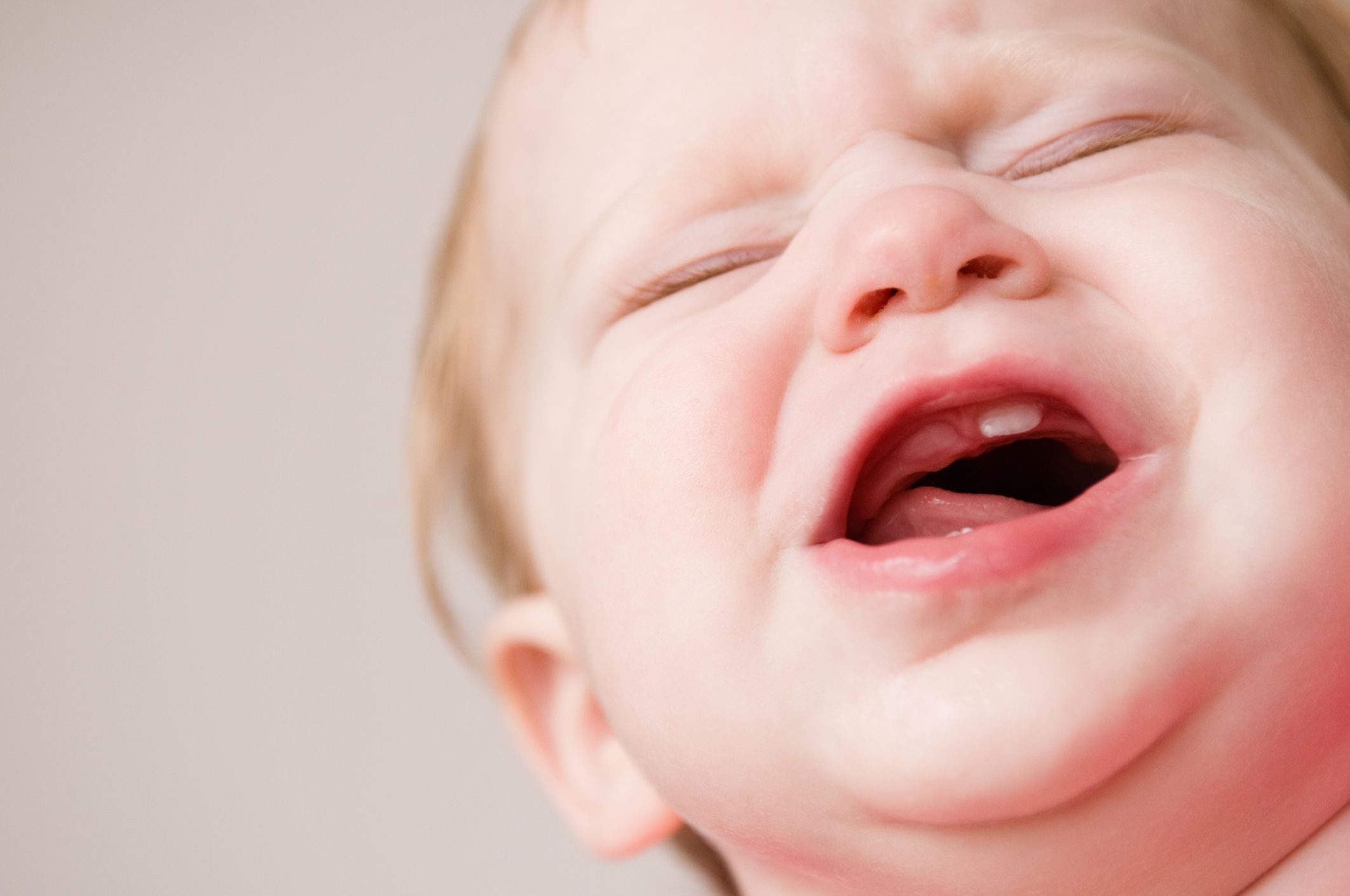 teething-fever-here-s-why-your-baby-might-feel-warm