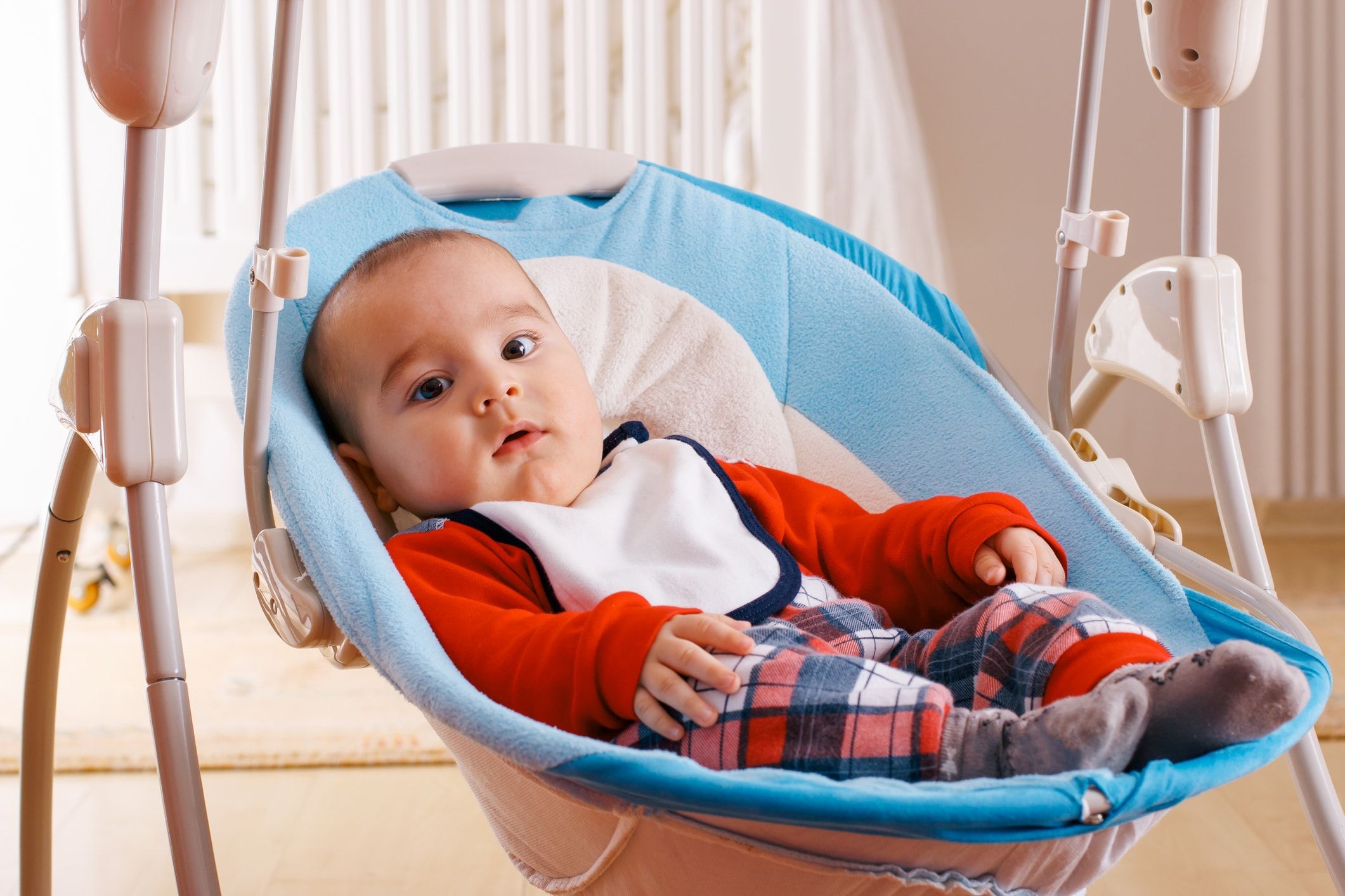 Tips For Using A Baby Swing To Calm Your Infant