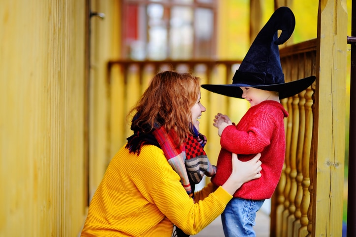 How Babysitters Can Take the Stress Out of Halloween