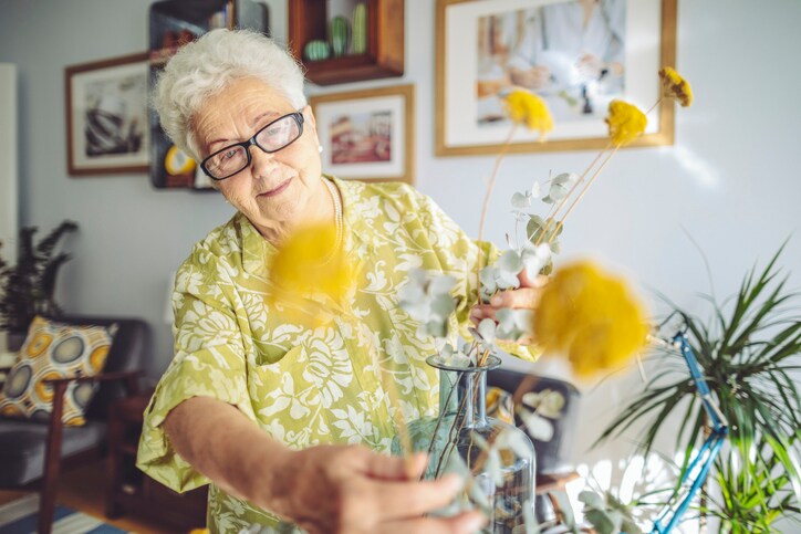 Indoor Activities for Elderly People in Summer