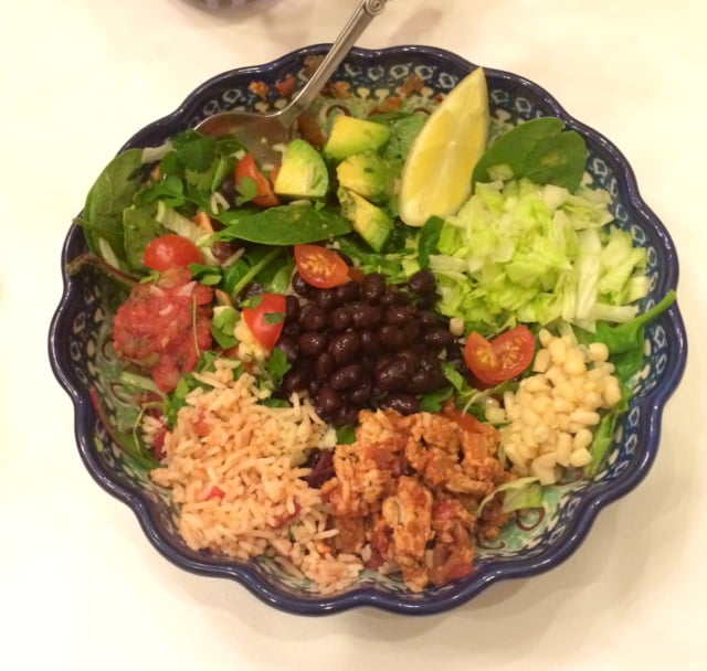 Healthy Taco Salad with Turkey and Black Beans