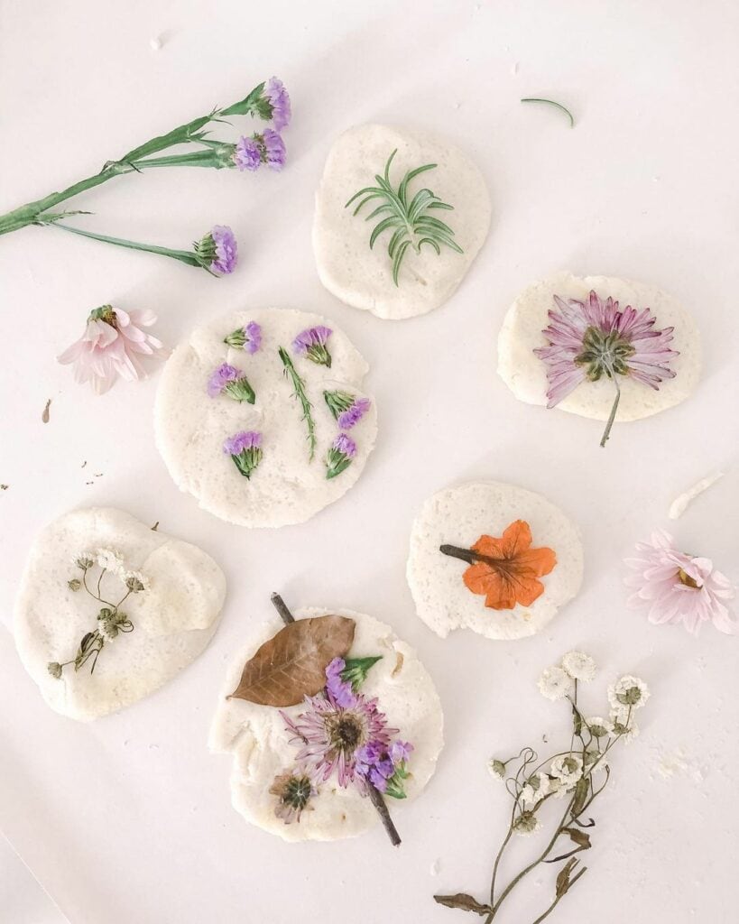 This DIY modeling dough with flowers makes a cool nature crafts for kids.