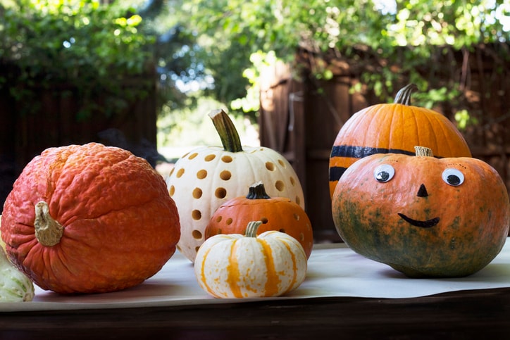 googly eyes pumpkin