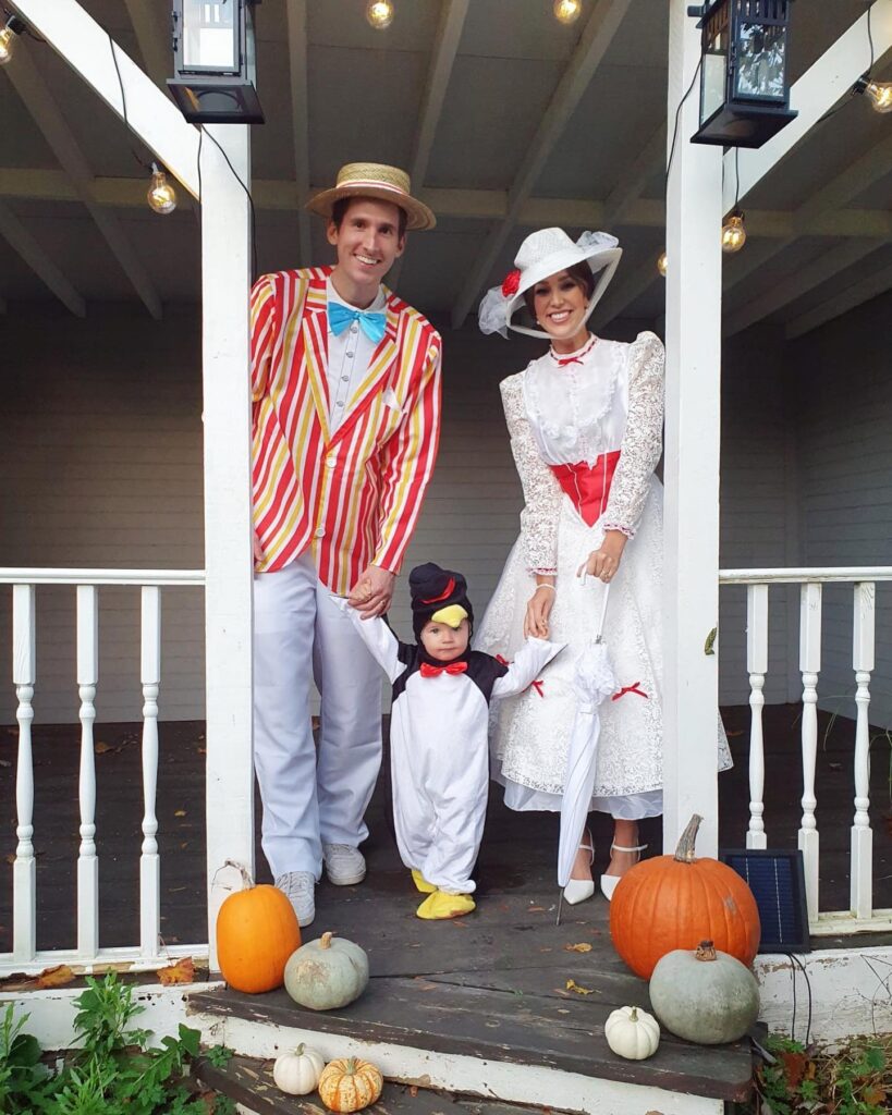 Family of 3 Mary Poppins Halloween Costumes