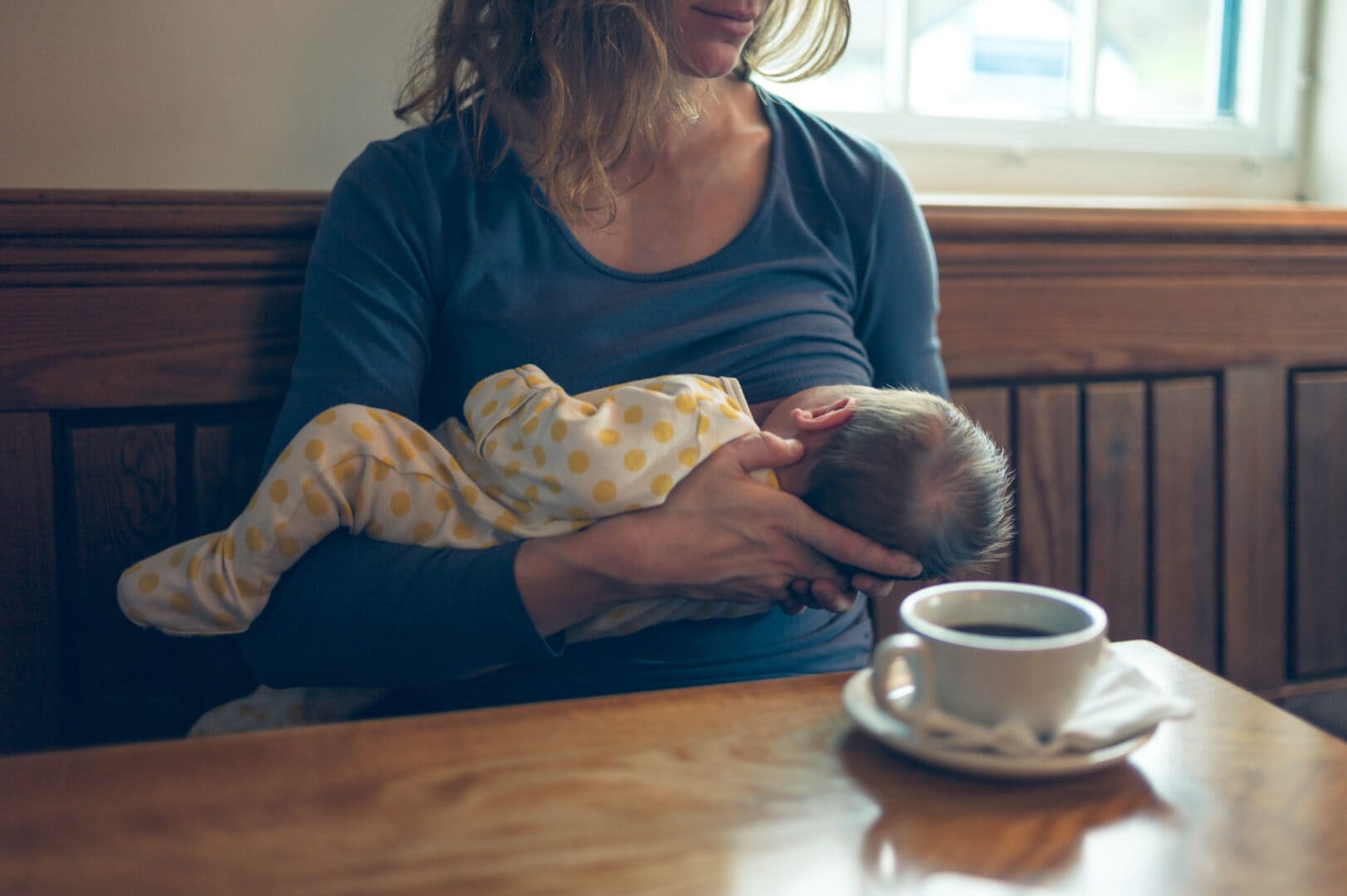 Caffeine while breastfeeding: Will you have a wired baby?