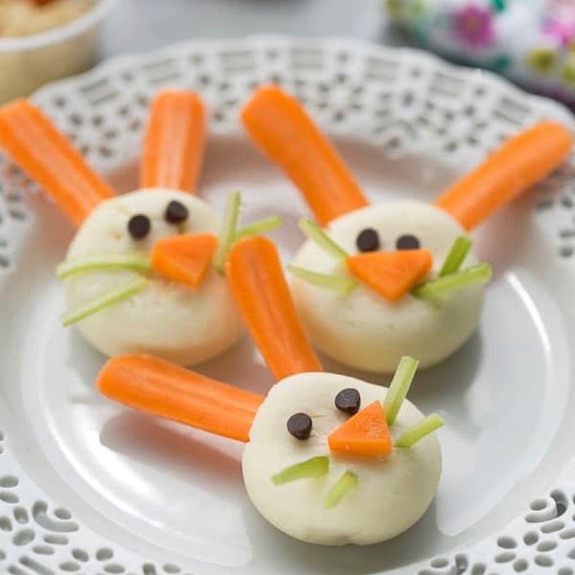 Cheese and carrot bunny bites make a fun summer snack for kids