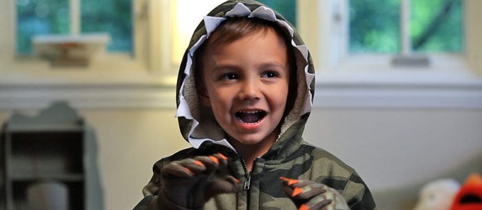 Easy DIY Halloween Ideas: Stegosaurus