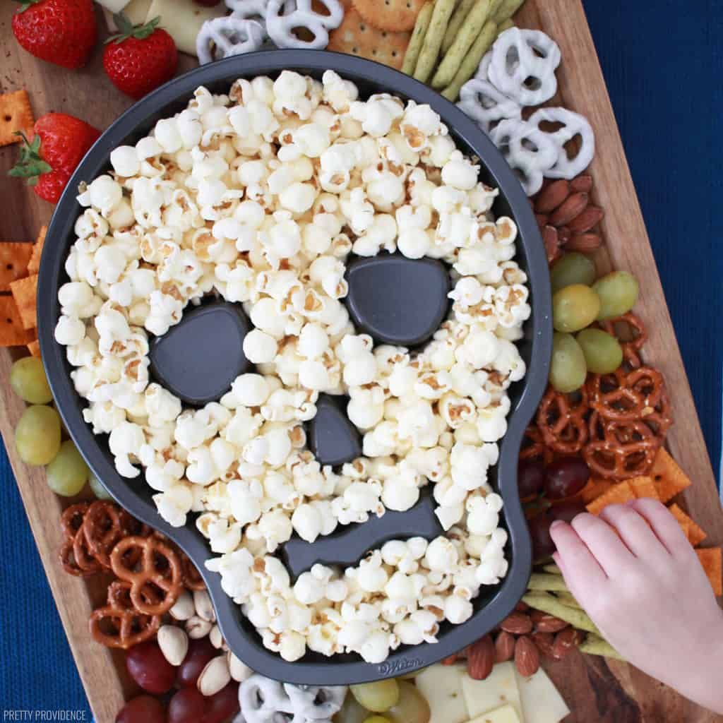 19 Halloween party food ideas kids and the whole family will love