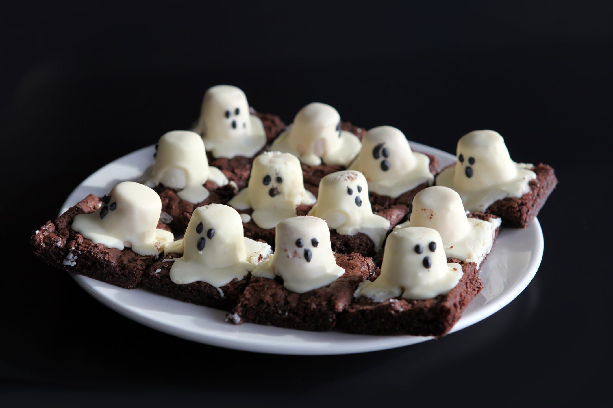 19 Halloween party food ideas kids and the whole family will love