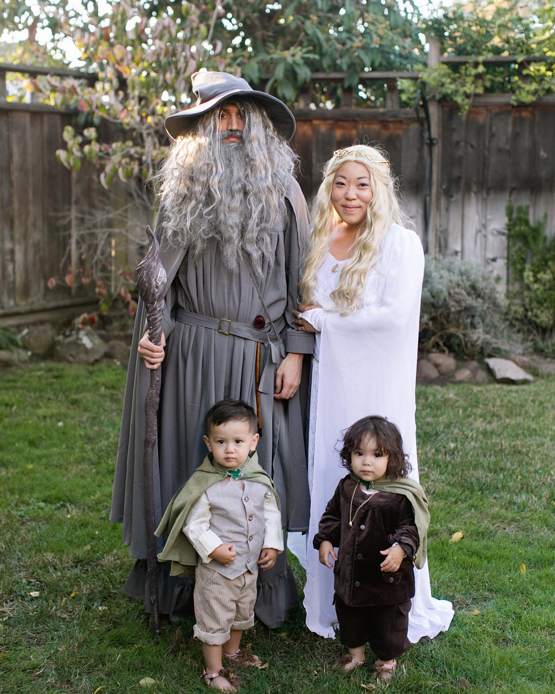 Family of 4 Lord of the Rings Halloween Costume