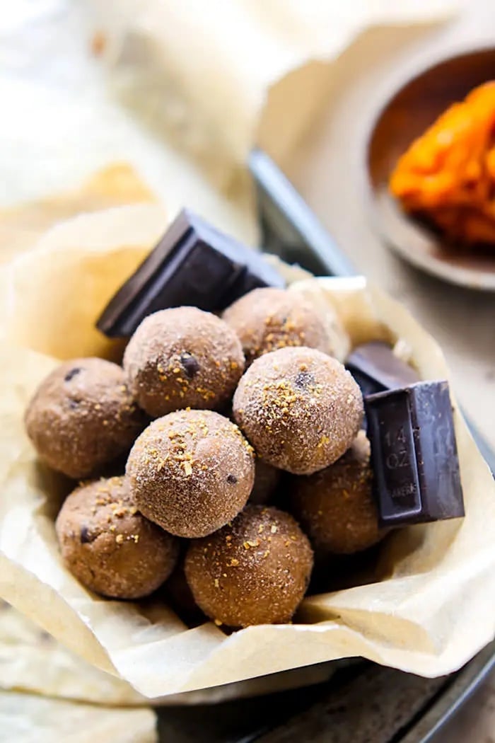 Gluten-free orange chocolate chip protein bites