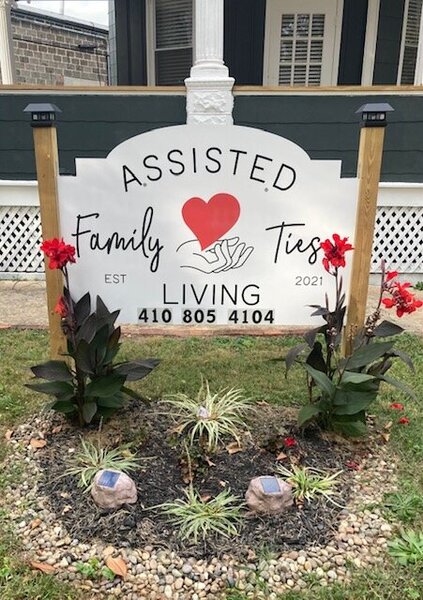 Family Ties Assisted Living Logo