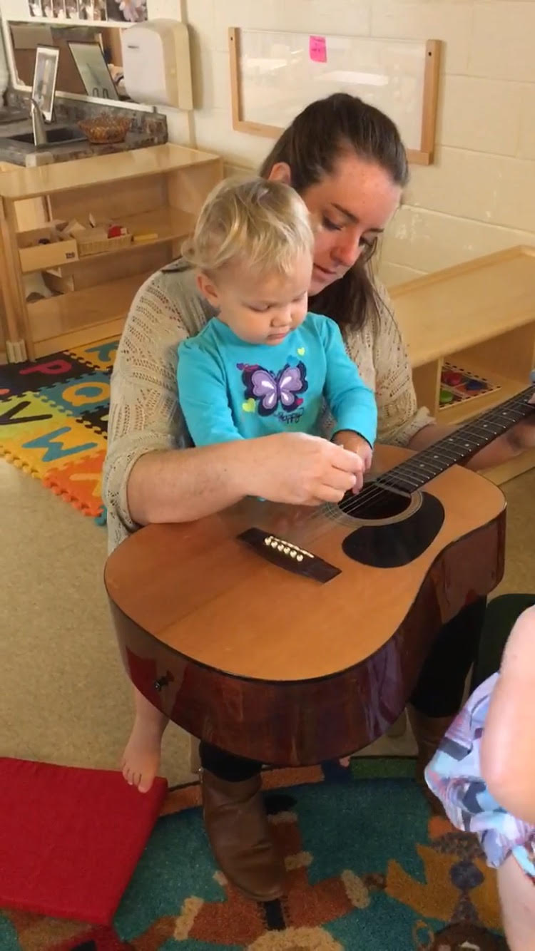 Children's Montessori School Logo