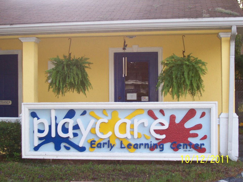 Playcare Early Learning Center Logo