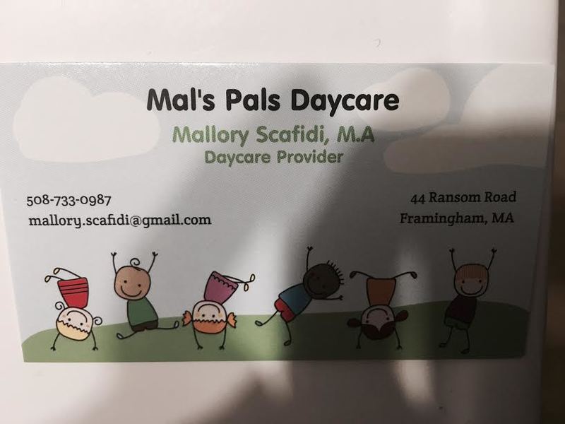 Mal's Pals Daycare Logo