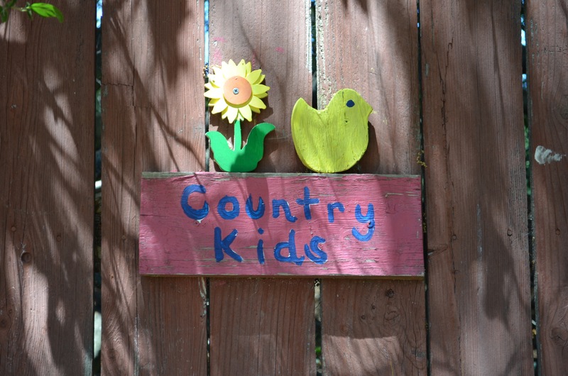 Country Kids Child Care Logo