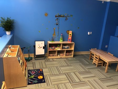 Shining Star Bilingual Montessori