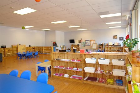 Palo Alto Preschool Bilingual Montessori