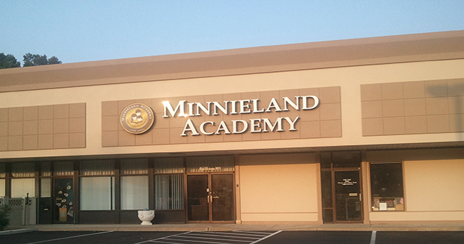 Minnieland Academy At Heritage Commons Logo