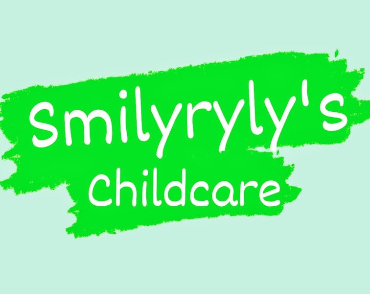 Smilyryly's Logo