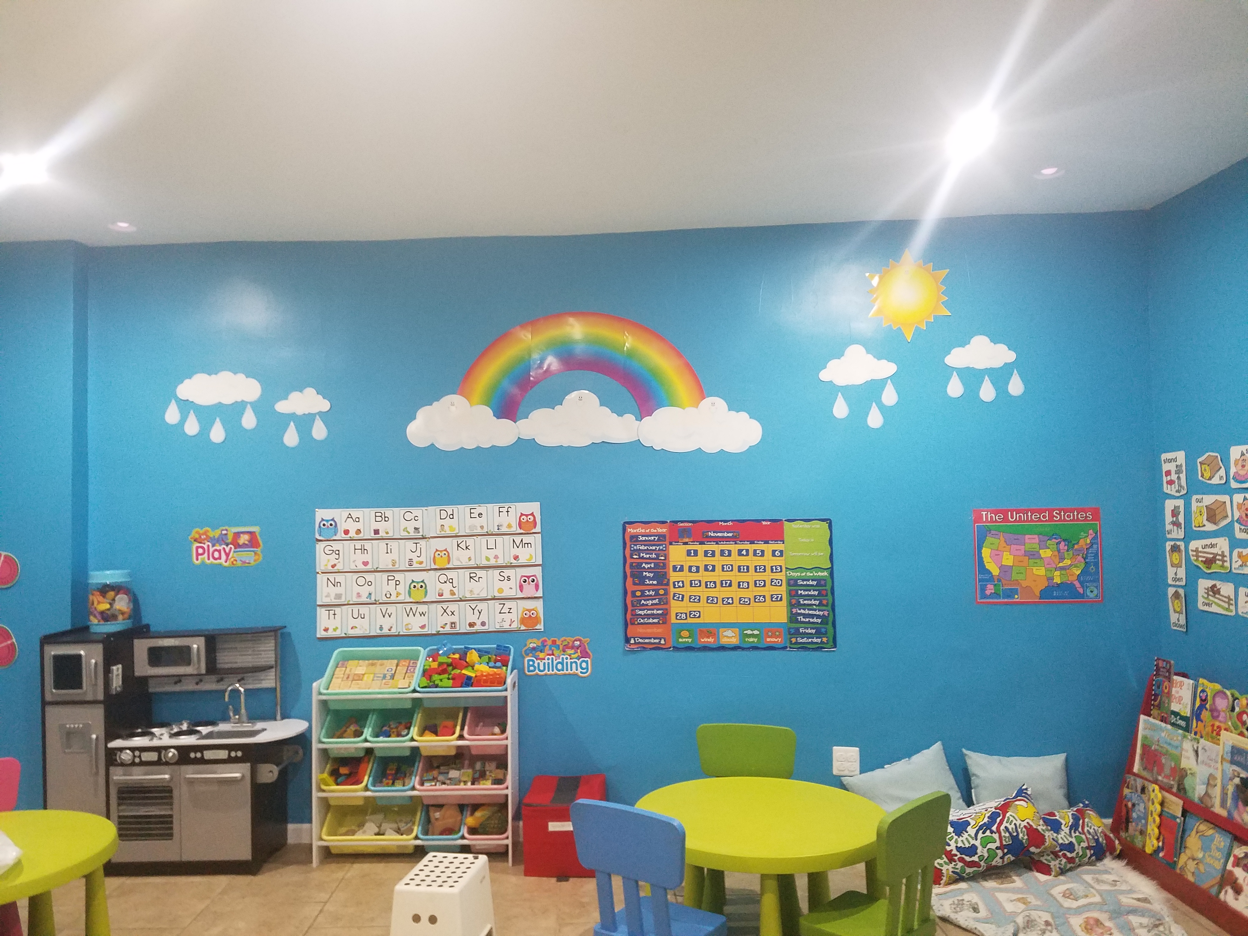 Rainbow Kids Daycare Logo