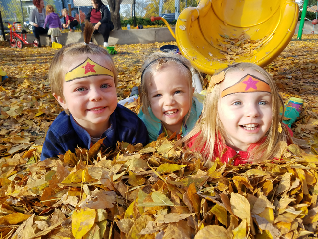 Lake Harriet Community Child Care Logo