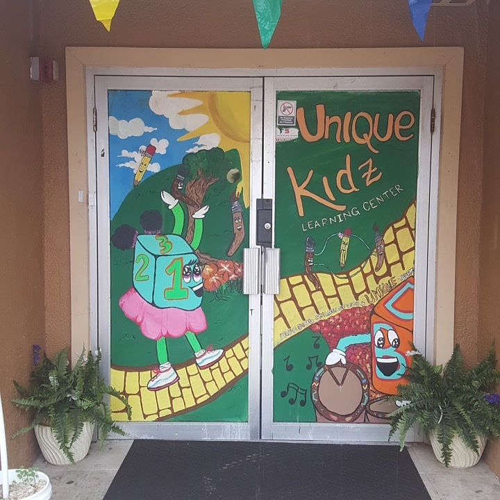 Unique Kidz Learning Center Logo