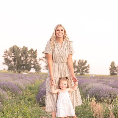 Nanny Needed For 1 Child In Mapleton.