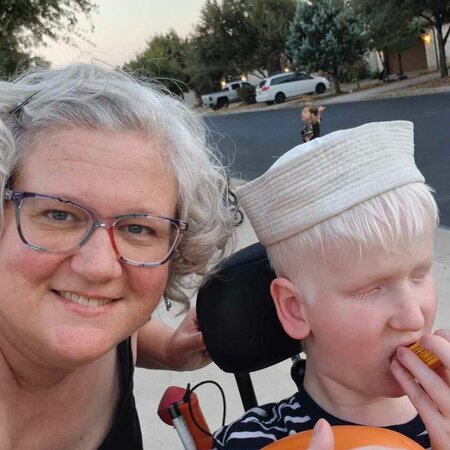 Intervener ("one-on-one") Needed For 1 DeafBlind Child In Austin