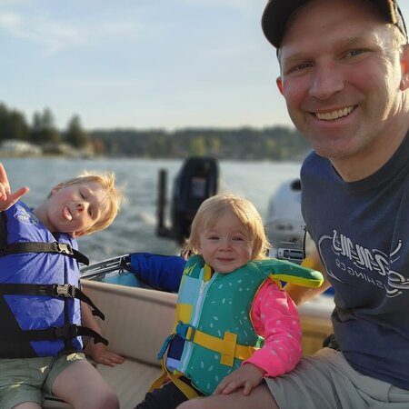 Babysitter On 11/22/24 Needed For 2 Children In Gig Harbor