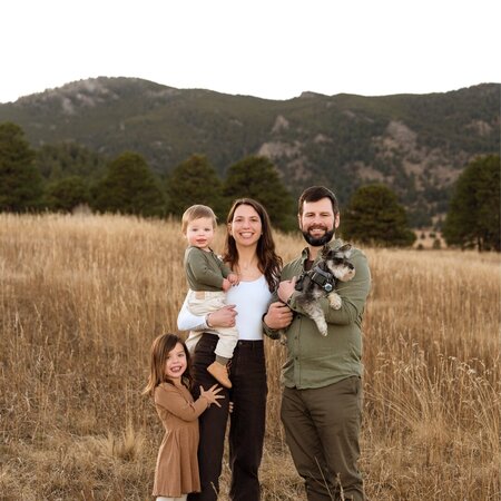 Household Manager Evergreen, CO - Laundry, Tidying/Organizing, Picking Up Kids From School, Cooking