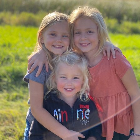 Babysitter Needed For 3 Children In Hutchinson.