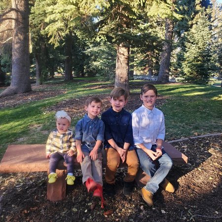 Nanny Needed For 2 Children In Cedar City.