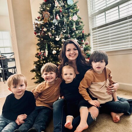 Overnight Nanny For 4 Loving Kiddos!