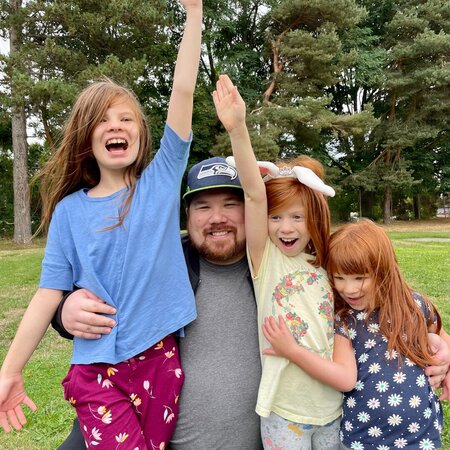 Babysitter Needed For 3 Children In Seattle