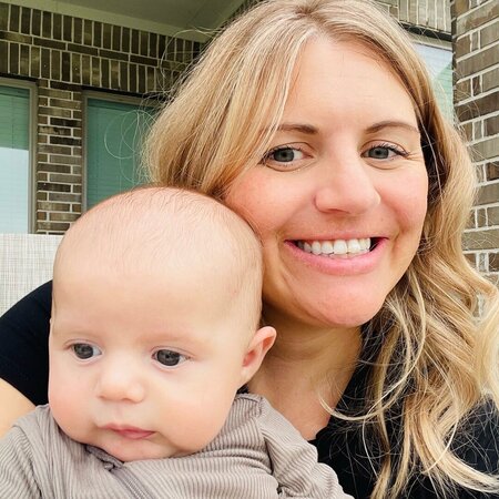Seeking Long-Term Nanny For 1 Infant In Texas City
